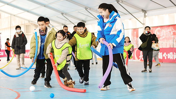 Hockey game promotes inclusion for autistic children