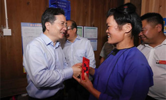 Top Hangzhou official goes on poverty fact finding mission