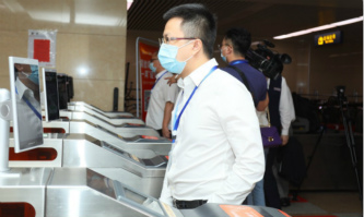 Hangzhou Metro uses colors to show congestion level